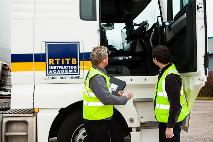 How Onsite LGV Assessors are Bringing Mental Health Benefits to LGV Drivers
